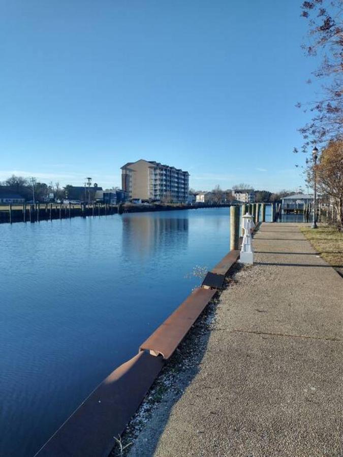 Loft Apartment W River Views Salisbury Exterior foto